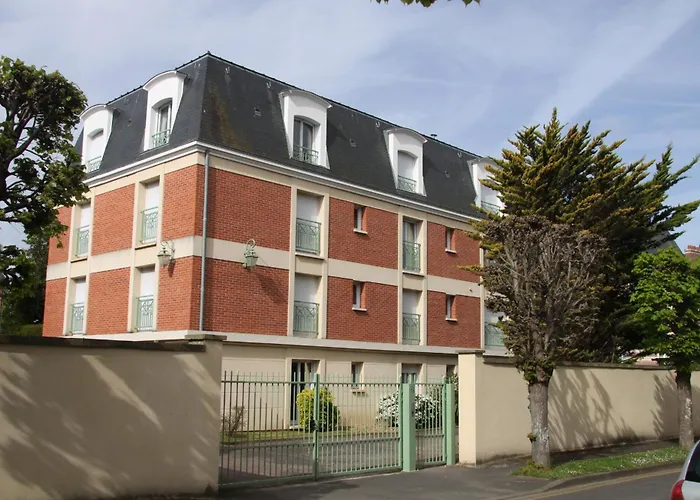 Appartement 200m De La Piscine Wifi T3 38 M2 6 Pers 2 Ascenseur Cabourg