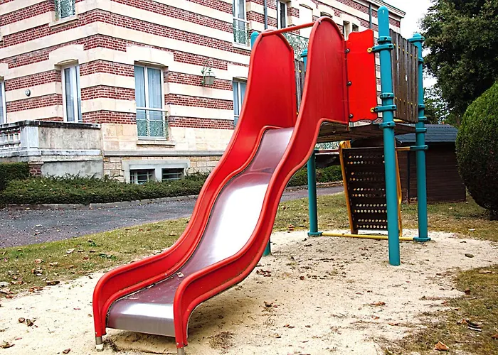 200m De La Piscine Wifi T3 38 M2 6 Pers 2 Ascenseur Cabourg